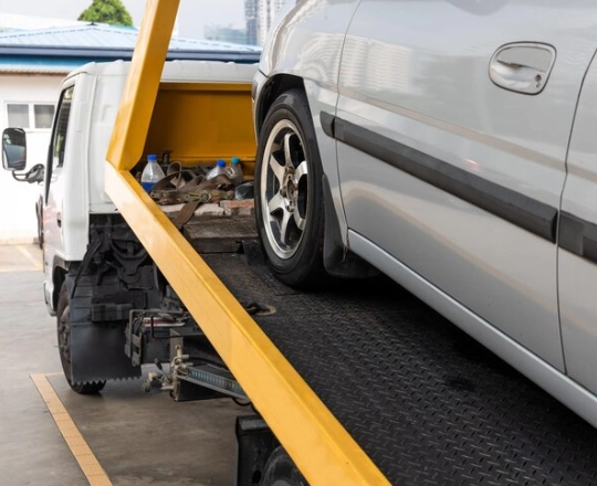 Tilt Tray Towing